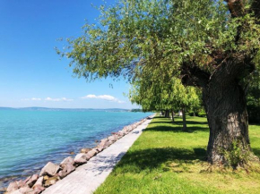 Feleségem Akarattya Vendégház, Balatonakarattya